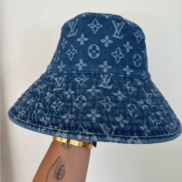 NWT LOUIS VUITTON DENIM BUCKET HAT - Picture 1 of 12